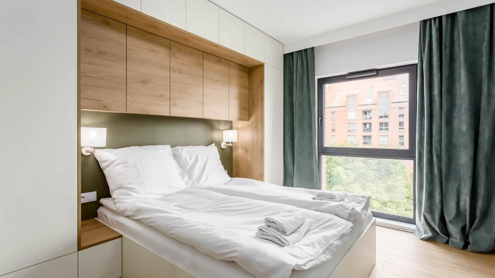 Rent Like Home - Dwie Motlawy III Z Parkingiem Gdansk 0*,  Poland