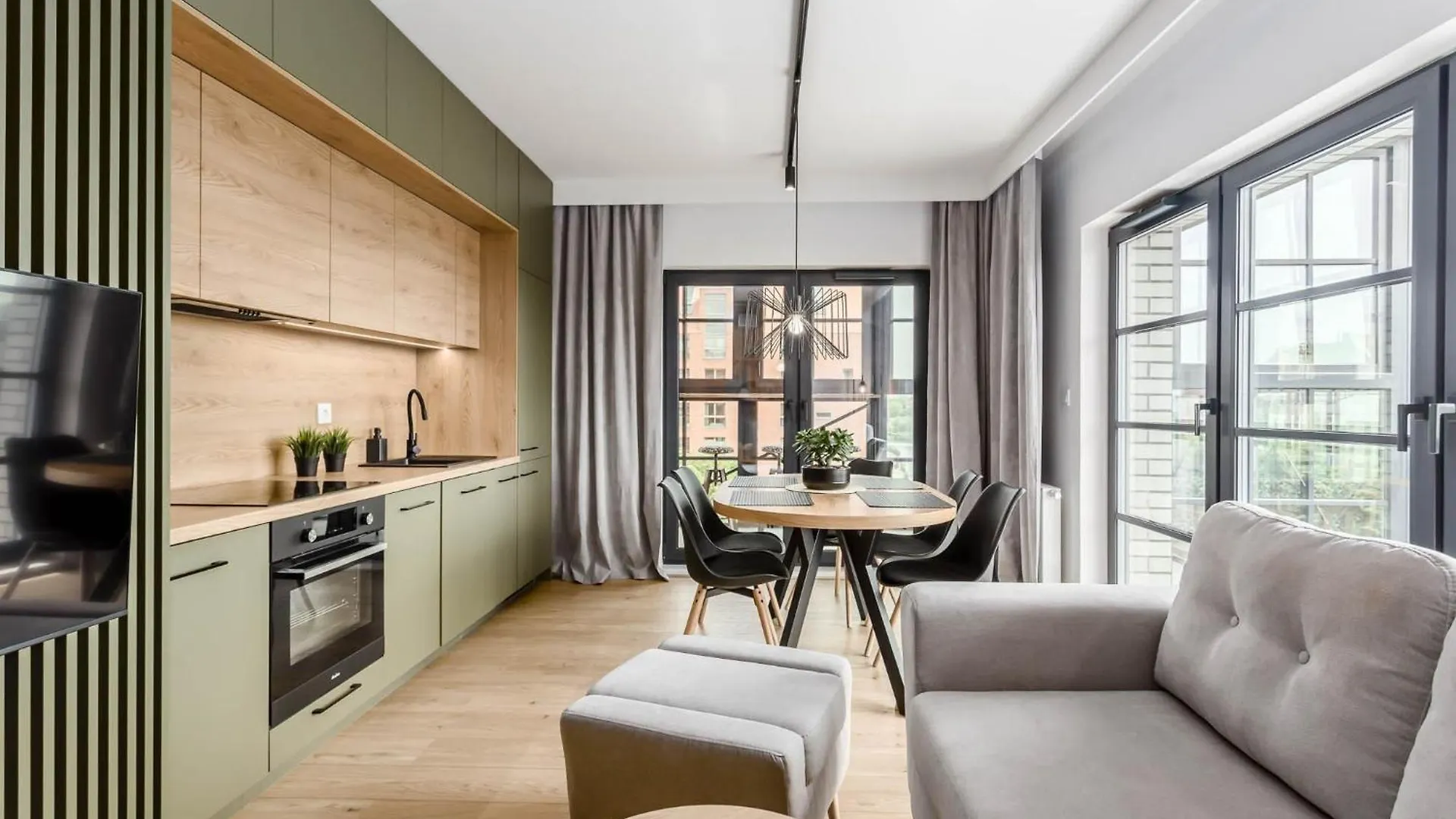 Rent Like Home - Dwie Motlawy III Z Parkingiem Gdansk 0*,  Poland