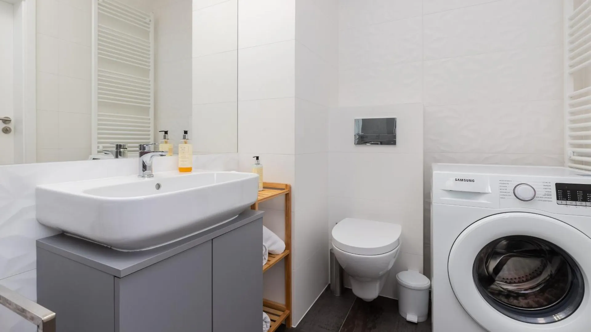 Apartment Rent Like Home - Dwie Motlawy III Z Parkingiem Gdansk