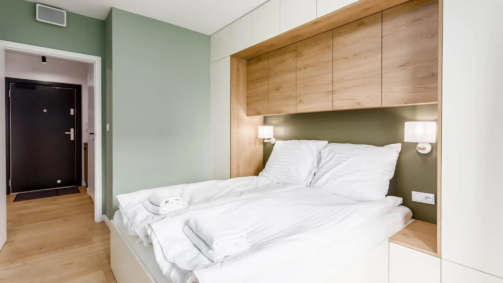 Apartment Rent Like Home - Dwie Motlawy III Z Parkingiem Gdansk