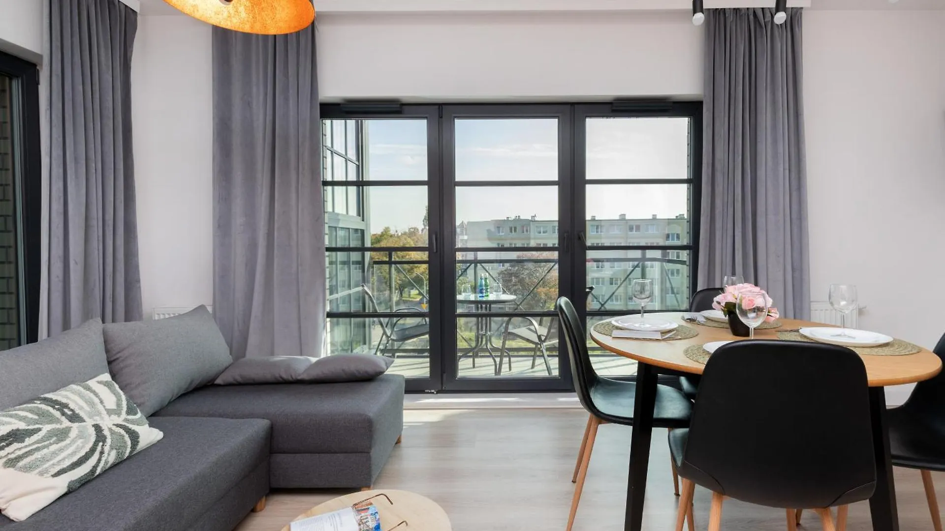 Rent Like Home - Dwie Motlawy III Z Parkingiem Gdansk Poland